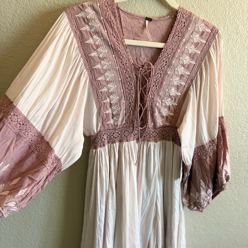 NWT Free People Lace Embroidered Boho Mini Dress Beachy Spring Feminine - Picture 2 of 14